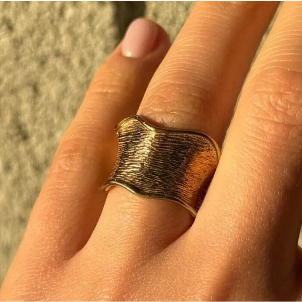 925 STERLING SILVER GOLD PLATED RING SIZE 6